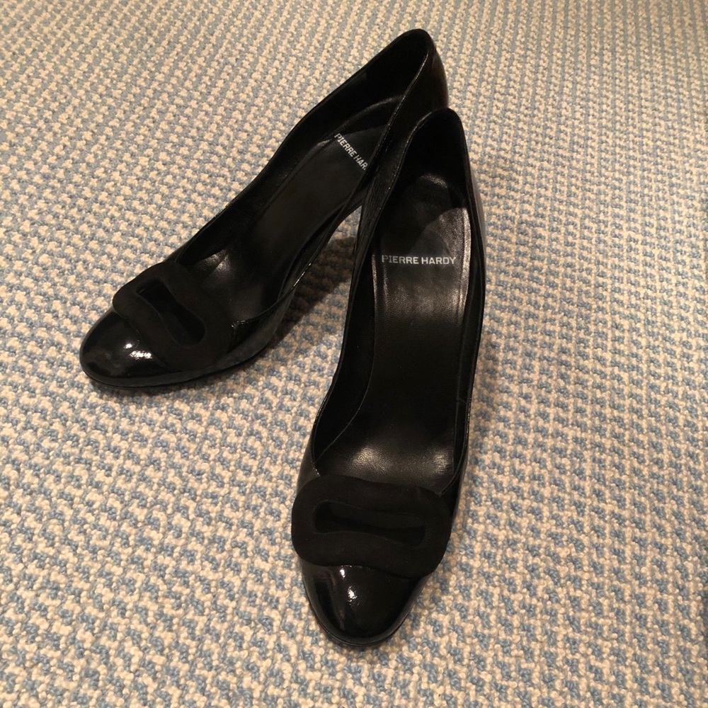 Pierre Hardy Patent Leather Pump w/ Suede Buckle